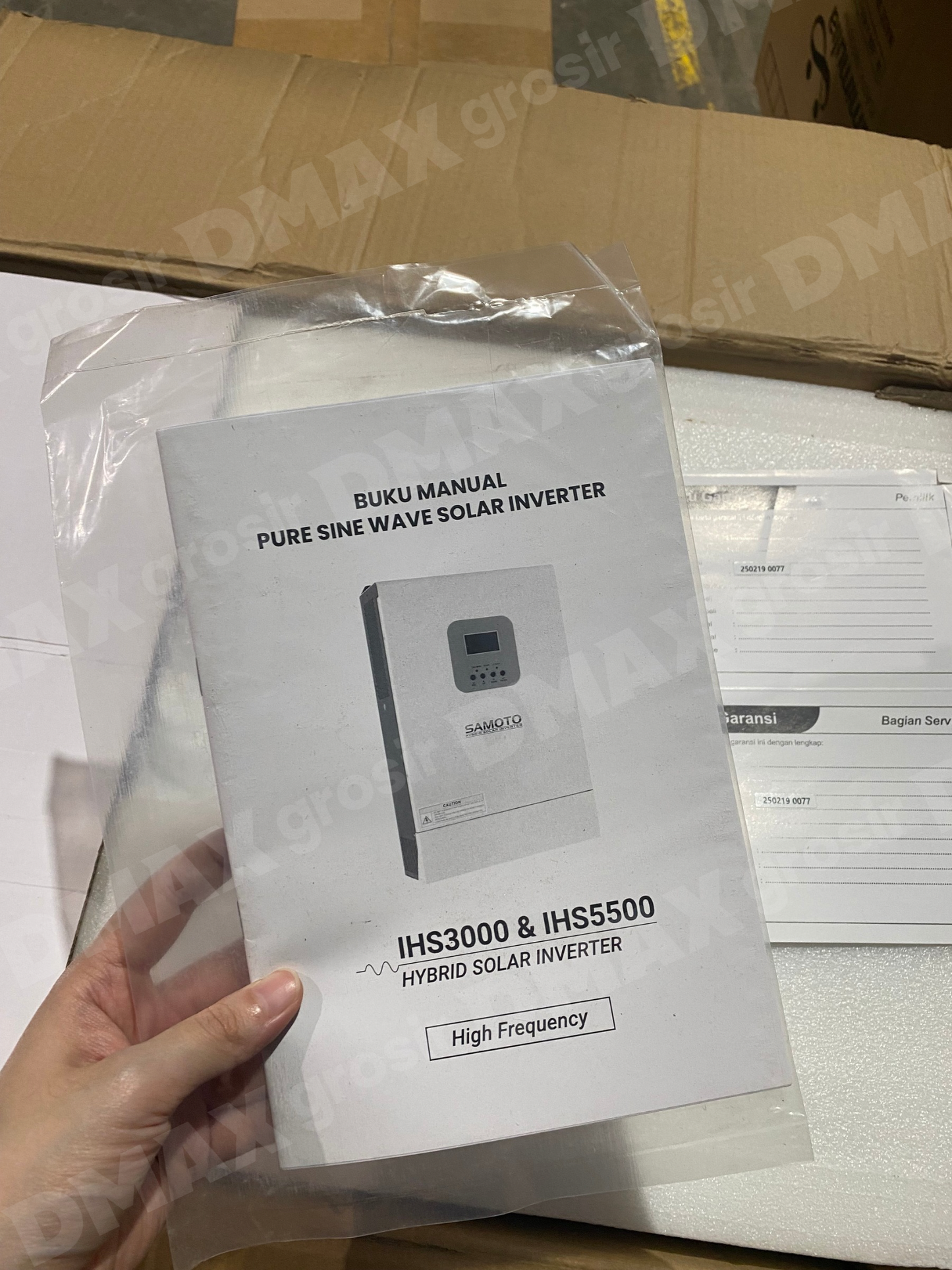 SAMOTO IHS5500 - HYBRID SOLAR INVERTER 5500VA WITH LCD INTERFACE